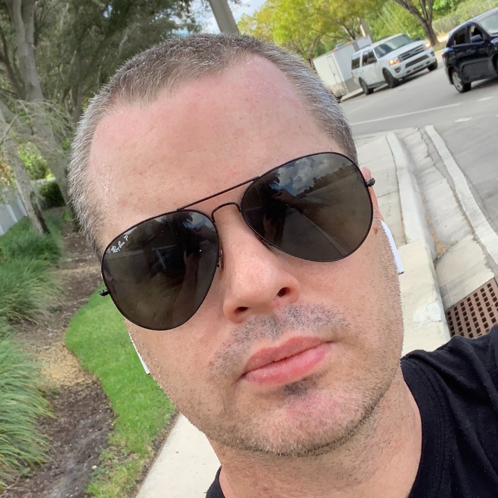 Meet your Posher, Christopher